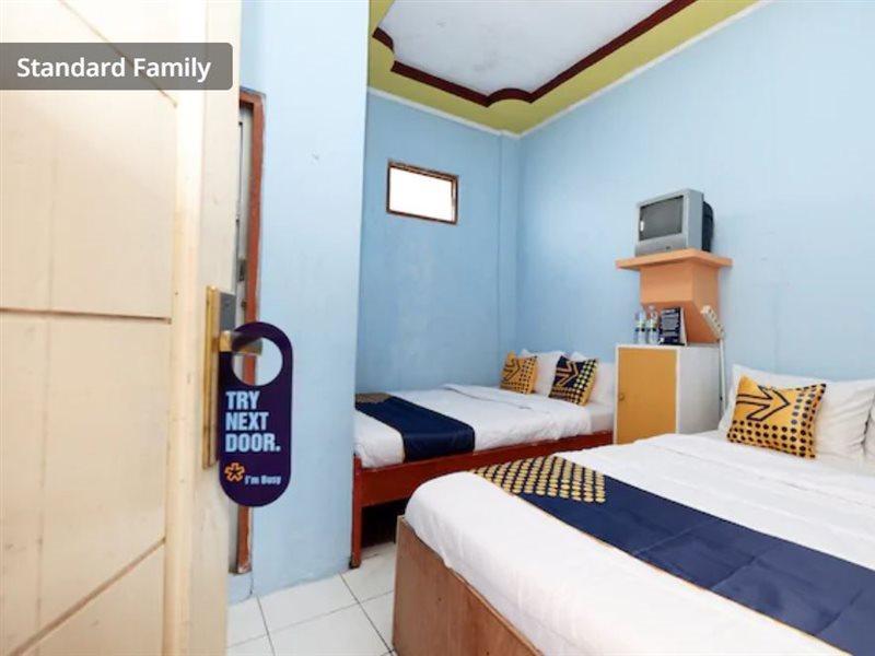 Spot On 2112 Homestay Lestari Dieng Syariah Diyeng Buitenkant foto