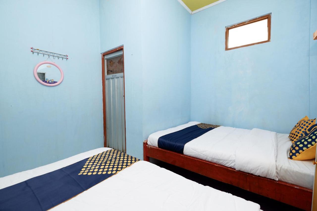 Spot On 2112 Homestay Lestari Dieng Syariah Diyeng Buitenkant foto